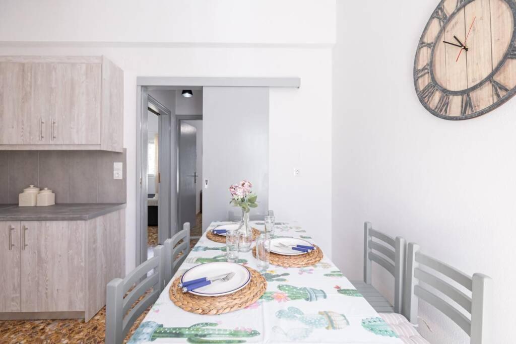 Nisos Cottage House Alikí エクステリア 写真
